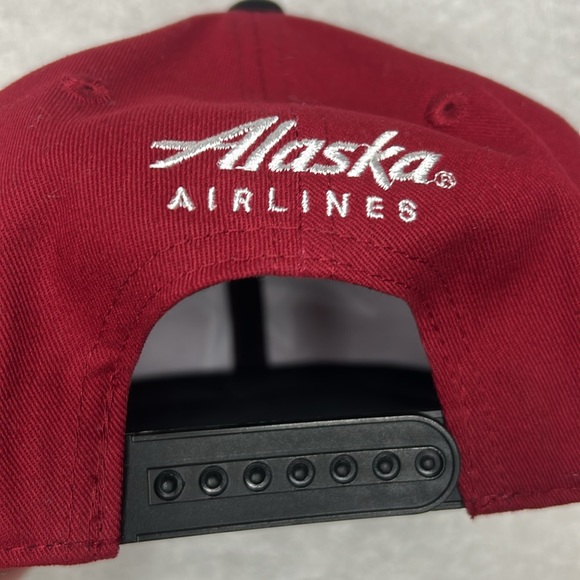 Seattle Mariners Throwback Turn Ahead the Clock Night Alaska Airlines Hat Cap - Picture 4 of 5